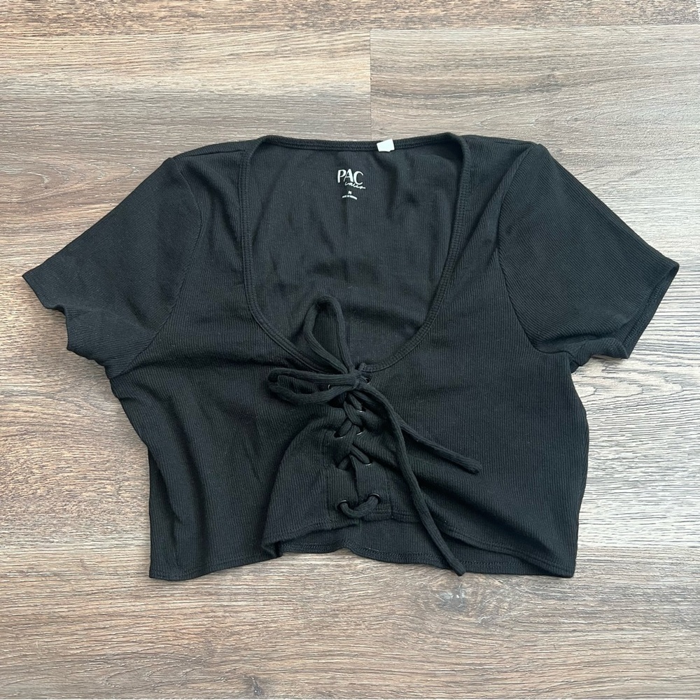 Pacsun Black Ribbed Lace Up Crop Top Size Medium Short Sleeve Casual Streetwear